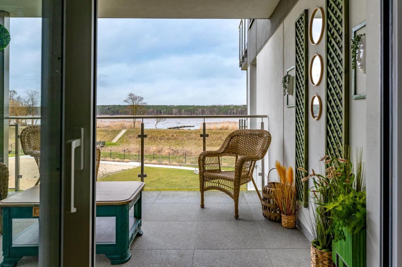 Zielony Apartament Pod Zaglami Zegrze Poludniowe Exterior foto